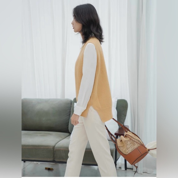 Flowy Nine-Tenths Length Slim Fit Trousers Spring Cigarette Pants in Off-White - Picture 6 of 16